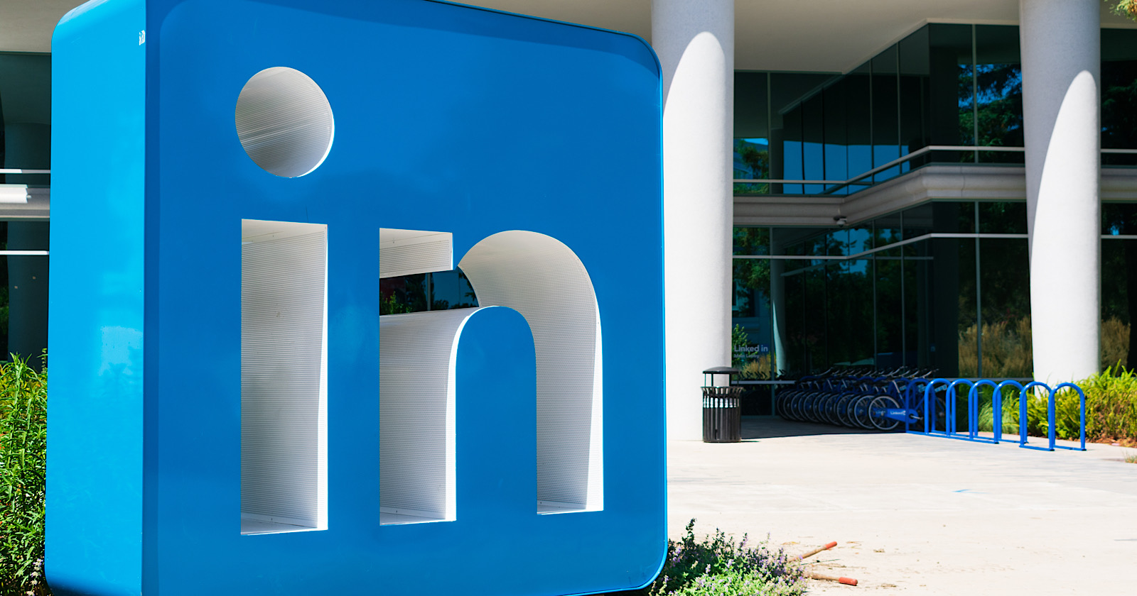 linkedin lets users showcase samples of work on their profiles via mattgsouthern 1