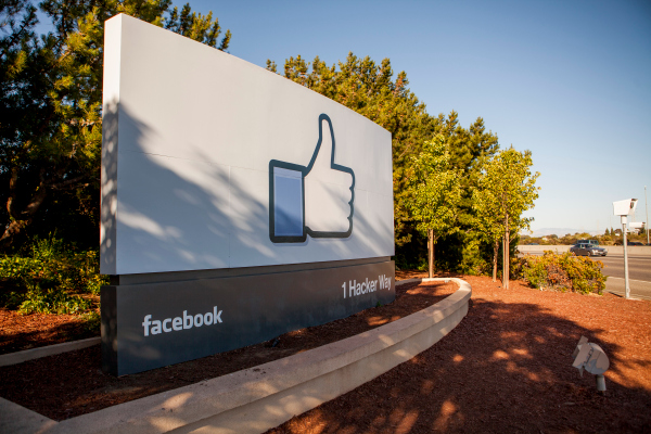 facebook extends coronavirus work from home policy until july 2021