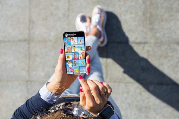 31 Instagram Features, Hacks, & Tips Everyone Should Know About