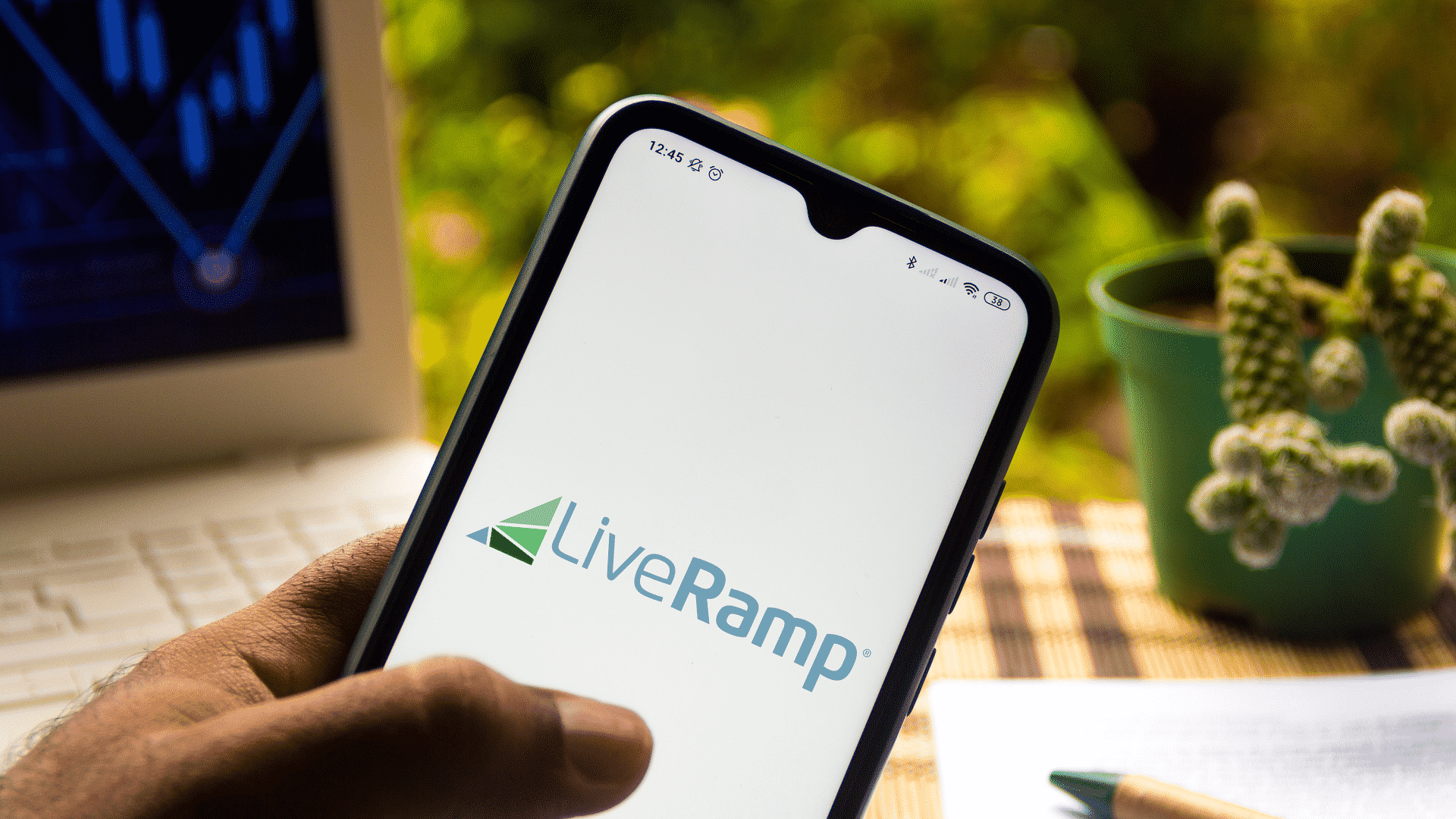 Adobe Advertising Cloud now supports LiveRamp's identity solution
