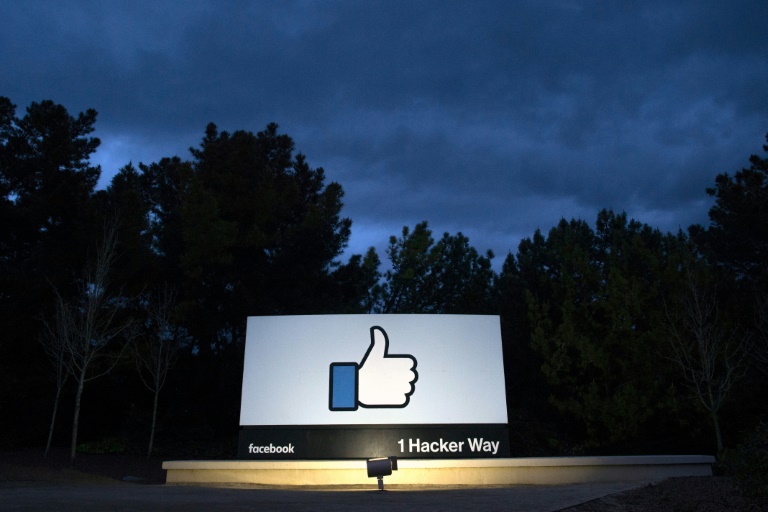 Facebook attacks Russian block on service