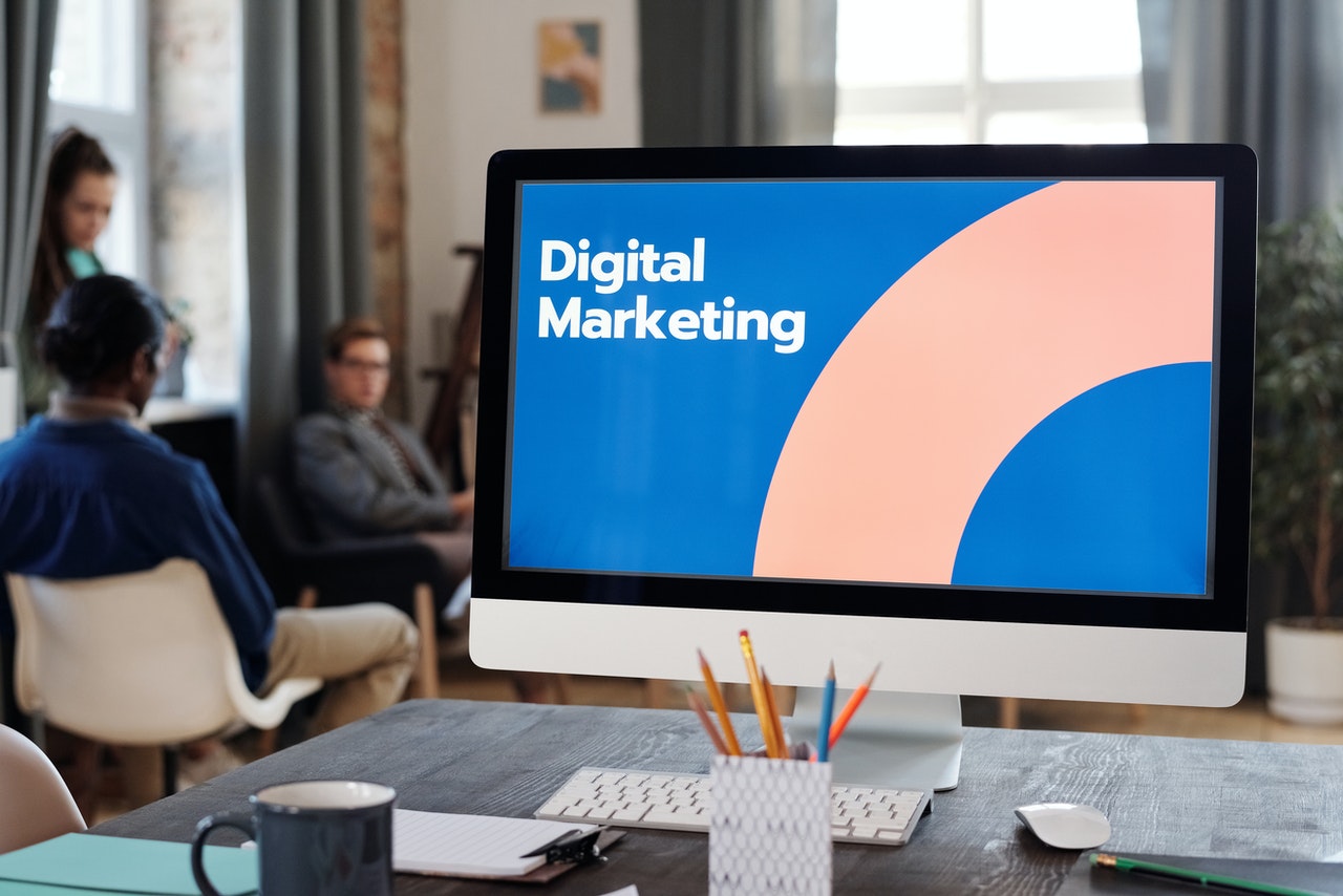 5 Digital Marketing Hacks To Help You Dominate Your Competition in 2022