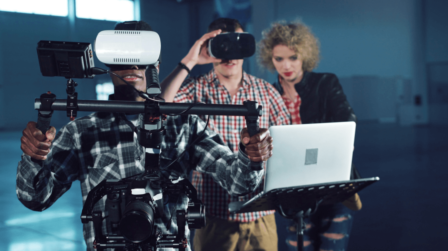 How Virtual Reality is Revolutionizing Motion Pictures