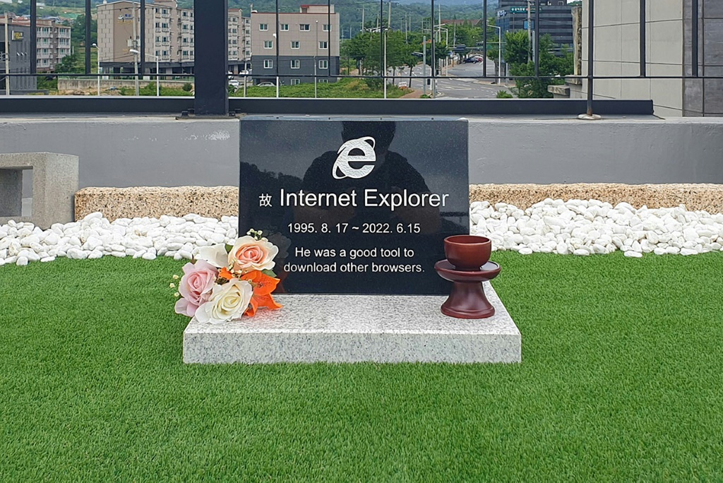 RIP Internet Explorer: South Korean engineer's browser 'grave' goes viral