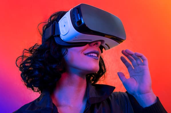 What Consumers Think About the Metaverse & What Brands Need to Know [New Data]