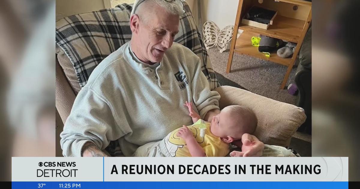 Facebook group reunites Metro Detroit father and daughter after more than 2 decades