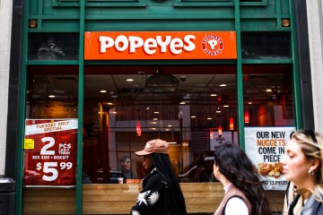 Owner hit out after beloved restaurant & Popeyes rival abruptly closes forever