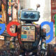 Robot Around Ads Google-Logo