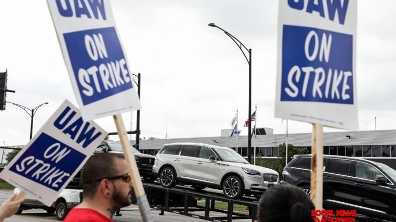 UAW adds GM, Ford SUV plants to strike