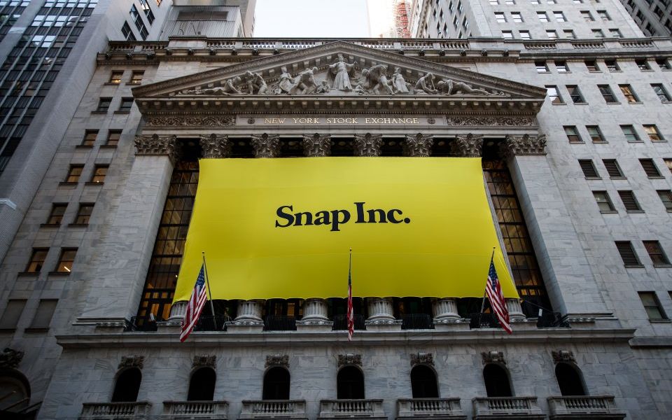 Snap to close new augmented reality division after launching in March