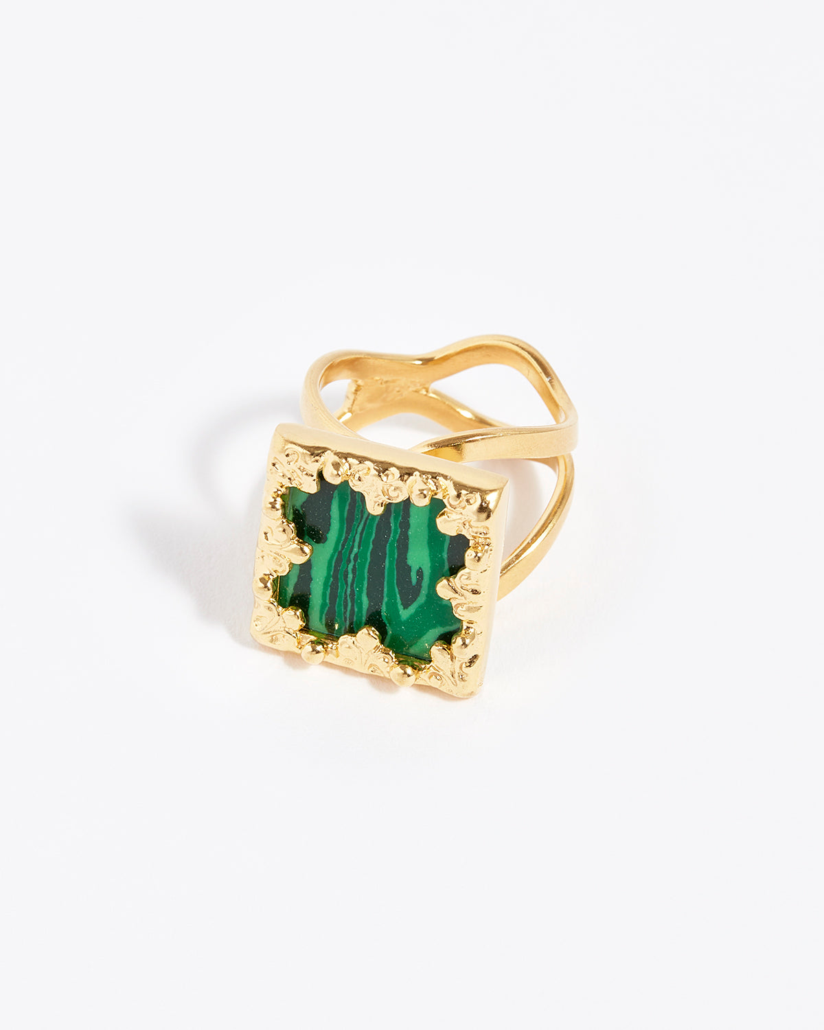 1700587565 638 The best jewelry brands to shop this season