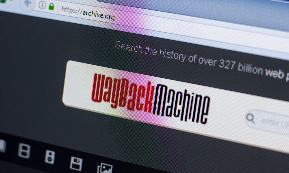 Google Retires Cached Site Links, Pushing Users Toward Wayback Machine