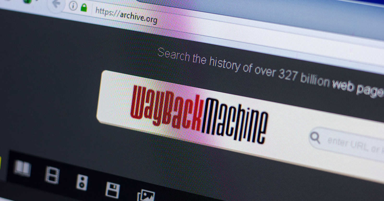 Google Retires Cached Site Links, Pushing Users Toward Wayback Machine