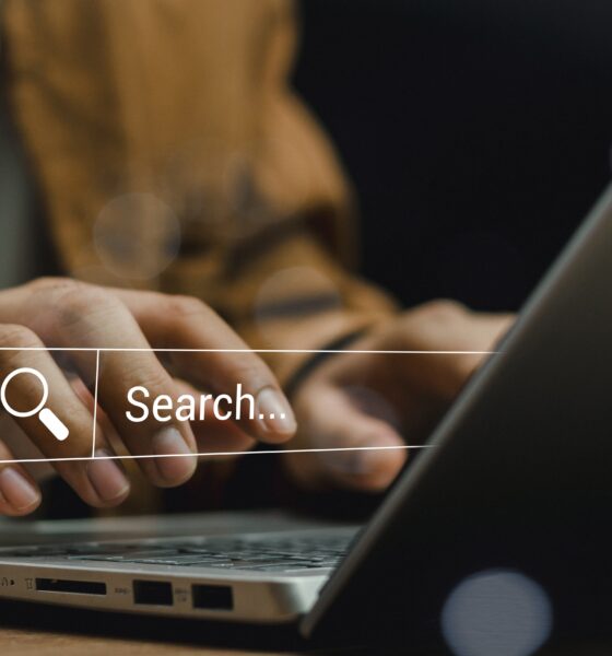 Data Search Technology Search Engine Optimization. man&#039;s hands are using laptop to Searching for information. Marketing ranking traffic website, SEO search engine optimization concept.